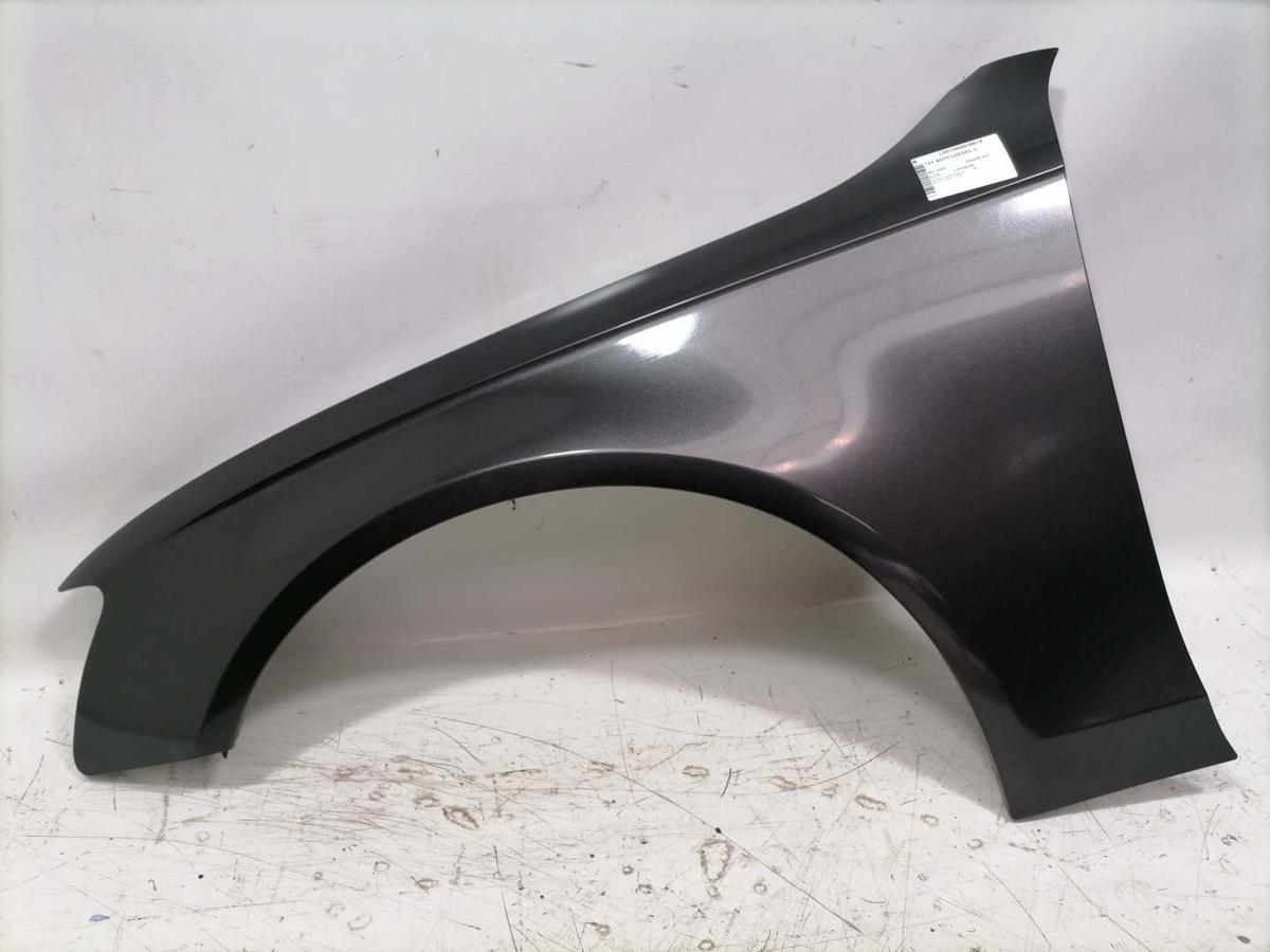 Audi A4 8K B8 original Kotfl&uuml;gel vorn links LZ7L Lavagrau Bj.2009